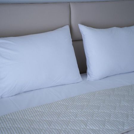 Hotel Lefkes Paralía Skotínis Eksteriør billede