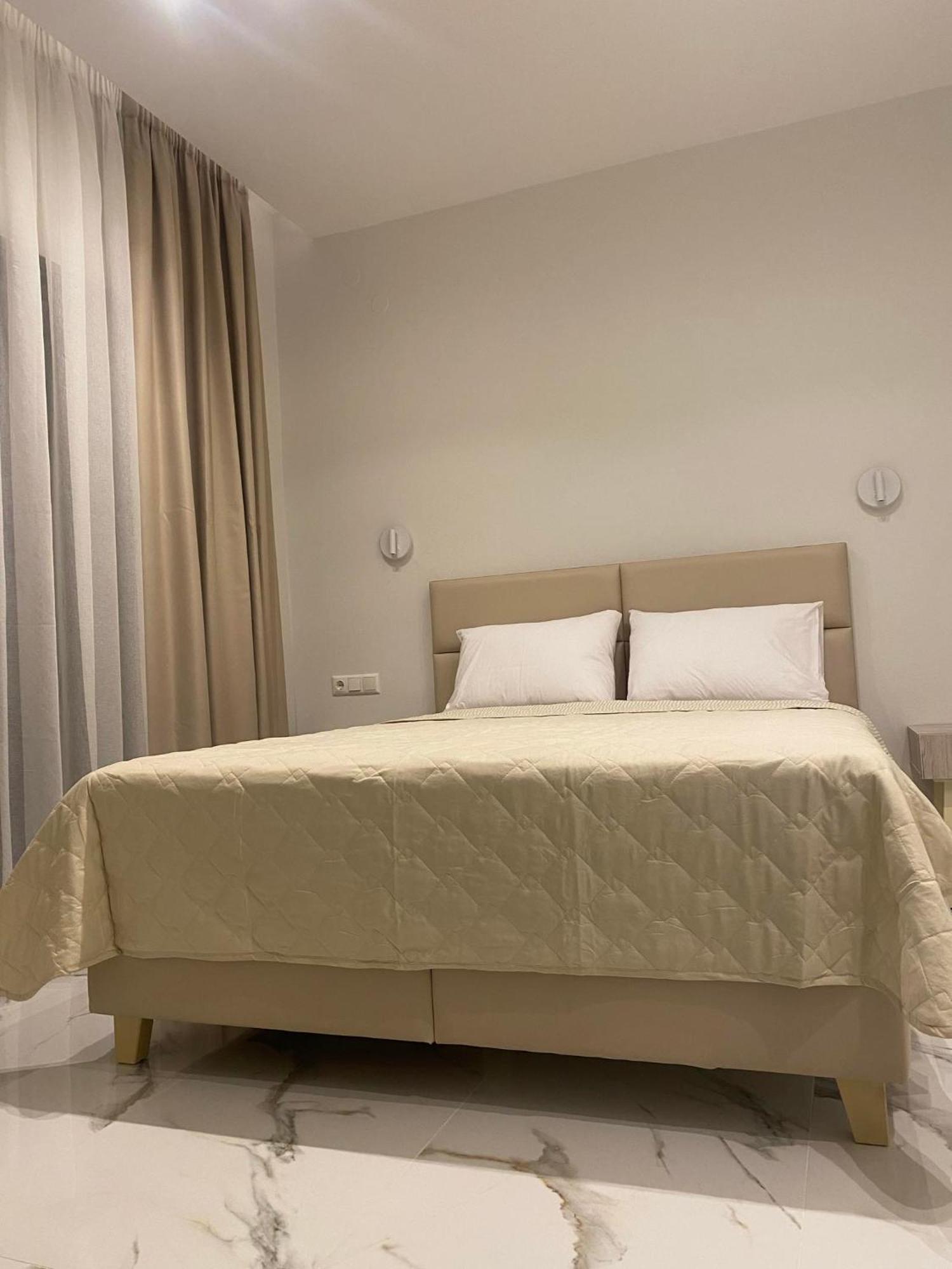 Hotel Lefkes Paralía Skotínis Eksteriør billede